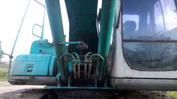 แมคโค KOBELCO มาร์ค 6 sk200