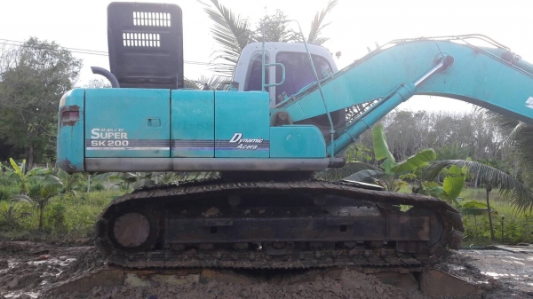 แมคโค KOBELCO มาร์ค 6 sk200 แมคโค KOBELCO มาร์ค 6 sk200
