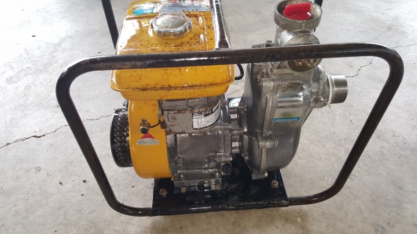 เข้าออก 2"&times; 2" นิ้ว ราคา3800 บาท 3.5 แรง 4 จังหวะ