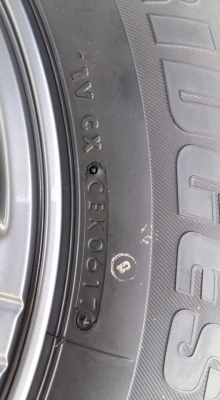 ขายล้อแม็กป้ายแดง dmax 16&quot;&times;6.5&quot; et41 สีรมดำ สนใจติดต่อร้าน ก.เจริญการยางครับ 081-3747940