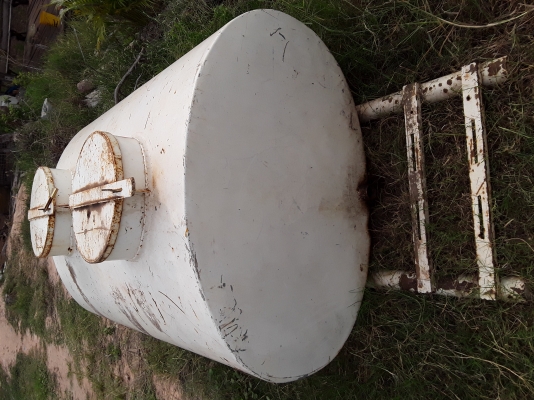 ถังน้ำมัน ถังน้ำมัน