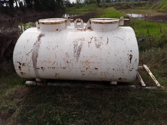 ถังน้ำมัน ถังน้ำมัน