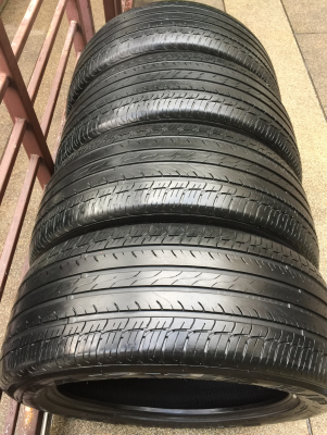 ยาง Maxxis 265 50 20 ปี14 ดอกเยอะ พร้อมใช้งาน ราคาไม่แพง