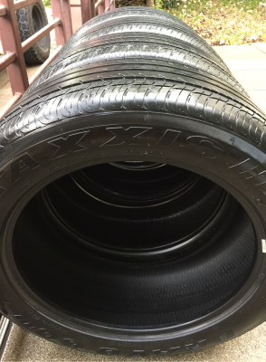 ยาง Maxxis 265 50 20 ปี14 ดอกเยอะ พร้อมใช้งาน ราคาไม่แพง