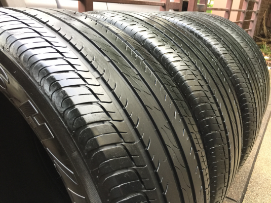 ยาง Maxxis 265 50 20 ปี14 ดอกเยอะ พร้อมใช้งาน ราคาไม่แพง