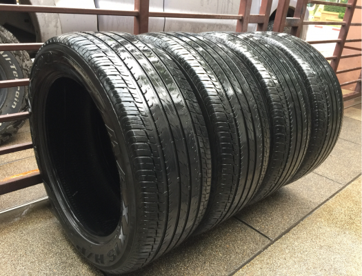 ยาง Maxxis 265 50 20 ปี14 ดอกเยอะ พร้อมใช้งาน ราคาไม่แพง