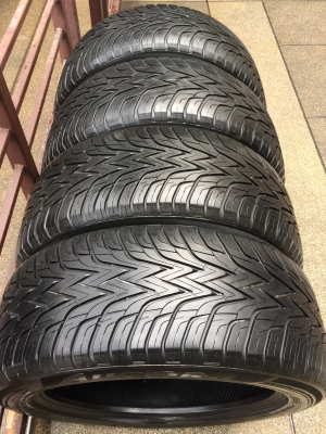 ยาง Aurora  265 50 20 กลางปี12 ดอกเต็ม ไม่มีปะ ราคาไม่แพง