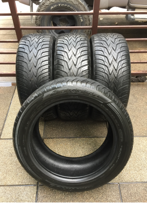 ยาง Aurora  265 50 20 กลางปี12 ดอกเต็ม ไม่มีปะ ราคาไม่แพง
