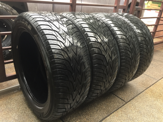 ยาง Aurora  265 50 20 กลางปี12 ดอกเต็ม ไม่มีปะ ราคาไม่แพง