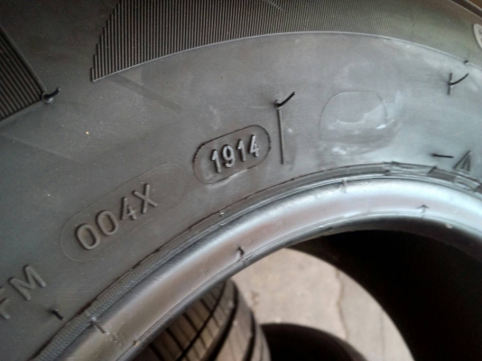 185/70R13 MICHELIN ENERGY XM-2 ปี14 สวยมาก ไม่มีปะ โทร.063-286-3551 ตจว.ส่งได้ครับ 185/70R13 MICHELIN ENERGY XM-2 ปี14 สวยมาก ไม่มีปะ โทร.063-286-3551 ตจว.ส่งได้ครับ