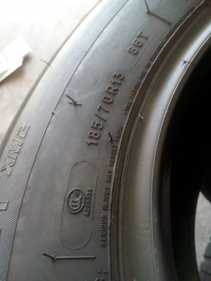 185/70R13 MICHELIN ENERGY XM-2 ปี14 สวยมาก ไม่มีปะ โทร.063-286-3551 ตจว.ส่งได้ครับ 185/70R13 MICHELIN ENERGY XM-2 ปี14 สวยมาก ไม่มีปะ โทร.063-286-3551 ตจว.ส่งได้ครับ