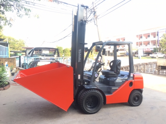 ขายรถโฟลคลิฟท์ TOYOTA  8FD25 ,เสายกสูง 5 เมตร , เครื่องยนต์ดีเซล 3Z  ,งาปรับคว่ำหงาย , ปุ้งกี๋ปากกว้าง 1.7 เมตร , รถนำเข้าแท้จากญี่ปุ่น 100\%  ( รถไม่เคยใช้งานในเมืองไทย นำเข้าจากญี่ปุ่น )