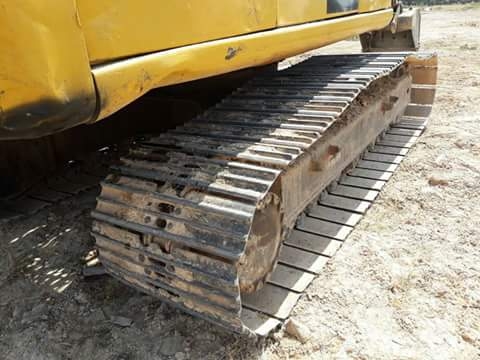 KOMATSU PC200-6