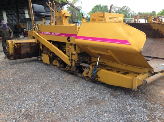 รถปูยาง  4.5 เมตร mitsubishi  อินวอย์. 3/2560