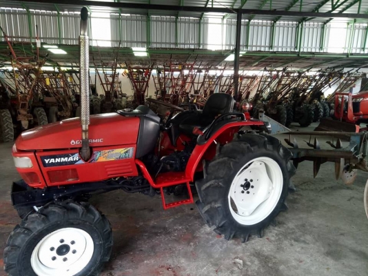 ยันร์ม่า ขนาด 28 แรง 2 เพลา พวงมาลัยเพาเวอร์ พร้อมผานไถ