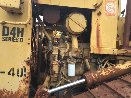 ขายรถแทรกเตอร์ CAT D4H SERIES 2 รถสวย สะภาพดี ช่วงล้างเต็ม ผานดันปรับ 4 ทิศทาง เกียร์ท๊อค ราคา.450,000 ดูรถได้ที 081-3531946 (ID ลาย) 081-3531946 ต่อ.บางนา