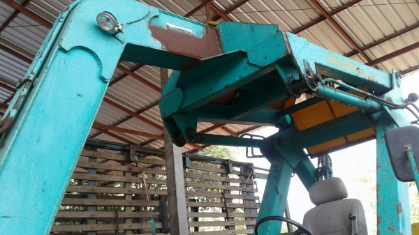 รถคีบอ้อยฟรอด77 รถคีบอ้อยฟรอด77