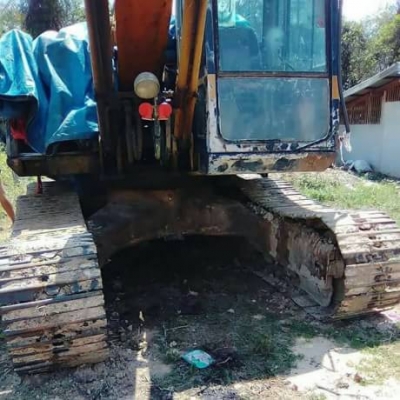 KOMATSU PC150-3