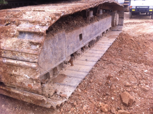 Cat E200B เครื่อง 6D14 turbo สภาพดี ปั้ม K3V แรงดีไม่โหลด โซ่หนา