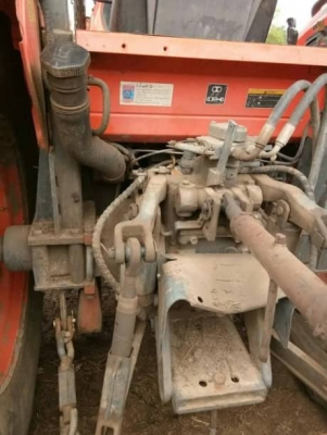 KUBOTA M7040 KUBOTA M7040