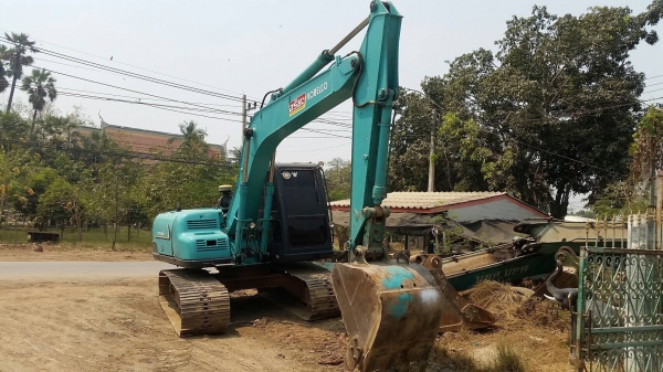 กขายมาค์ไฟร์ 120ชุปเปอร์มีบูมสั้น1ชุดบูมยาวอีก1ชุด บุ้งกิ้3ใบรถเดิมเดิม ปั้มแพคอลโทนแห้ง ไฟฟ้าครบ มีเอกสารใบอินวอยพร้อมทำเล่มทะเบียน มีแอร์เย็น รถพร้อมใช้งาน