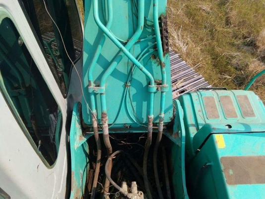 ขาย 1,290,000 KOBELCO sk 200-6 YN 09 ไฟฟ้าครบ เครื่องดี ปั้มแรง เอวแน่น ช่วงล่างเต็ม เล่มทะเบียน รถอยู่ นครสวรรค์ 090-772-3710 090-772-3708