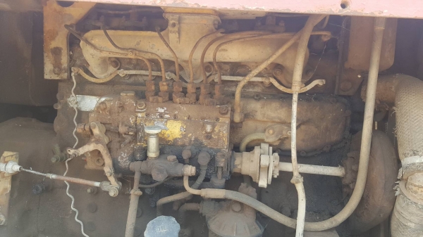 ขาย รถตัก KOMATSU 515 สภาพพร้อมใช้งาน เครื่องดี ปั้มแรง ราคาคุยกันได้ครับ