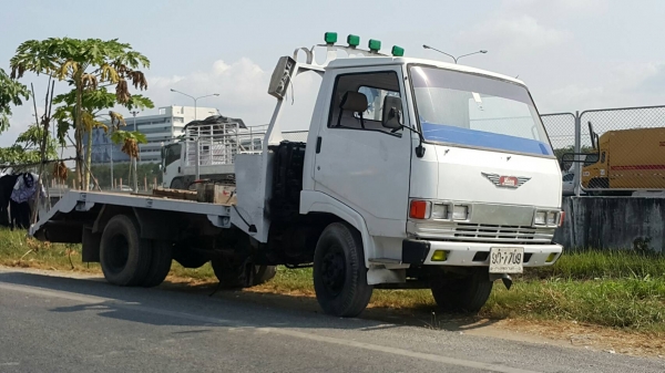 กระบะท้ายลาด Hino KM777 มีมอเตอร์วินซ์