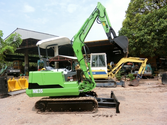 รถขุด MITSUBISHI ME035 ระบบไว เครื่องสวย เอวแน่น คอนโทนสั้น ปั้มนิ้ว แทรคเหล็ก เก่านอกญี่ปุ่น ราคา 330,000 บาท สนใจติดต่อ:096-5411713 หรือ 092-5768909
