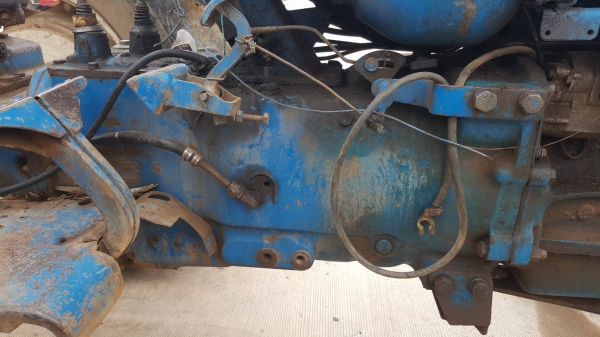 ขาย รถไถ FORD 6600 T3 สภาพตามรูปที่ลงประกาศ ไม่มีอุปกรณ์ เอกสารเล่มทะเบียนครบ ขาย รถไถ FORD 6600 T3 สภาพตามรูปที่ลงประกาศ ไม่มีอุปกรณ์ เอกสารเล่มทะเบียนครบ