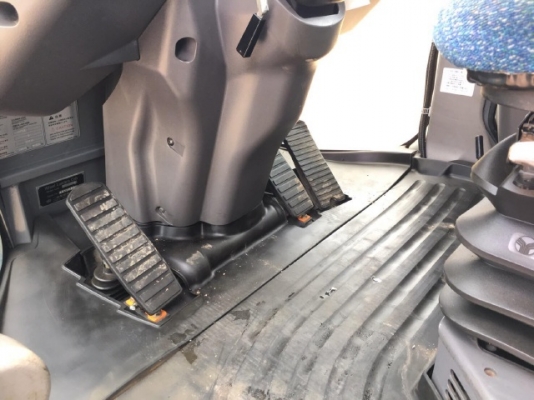 ขายรถตักล้อยาง HITACHI ZW140 ปี 2011 (ขนาดเท่า WA200) รถนอกนำเข้าจากญี่ปุ่น สภาพสวยพร้อมใช้ มีVDOการทำงานครับ ขายรถตักล้อยาง HITACHI ZW140 ปี 2011 (ขนาดเท่า WA200) รถนอกนำเข้าจากญี่ปุ่น สภาพสวยพร้อมใช้ มีVDOการทำงานครับ