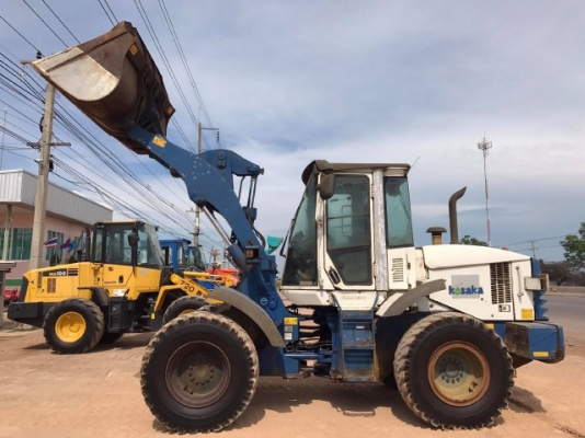 ขายรถตักล้อยาง HITACHI ZW140 ปี 2011 (ขนาดเท่า WA200) รถนอกนำเข้าจากญี่ปุ่น สภาพสวยพร้อมใช้ มีVDOการทำงานครับ ขายรถตักล้อยาง HITACHI ZW140 ปี 2011 (ขนาดเท่า WA200) รถนอกนำเข้าจากญี่ปุ่น สภาพสวยพร้อมใช้ มีVDOการทำงานครับ