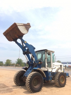 ขายรถตักล้อยาง HITACHI ZW140 ปี 2011 (ขนาดเท่า WA200) รถนอกนำเข้าจากญี่ปุ่น สภาพสวยพร้อมใช้ มีVDOการทำงานครับ ขายรถตักล้อยาง HITACHI ZW140 ปี 2011 (ขนาดเท่า WA200) รถนอกนำเข้าจากญี่ปุ่น สภาพสวยพร้อมใช้ มีVDOการทำงานครับ