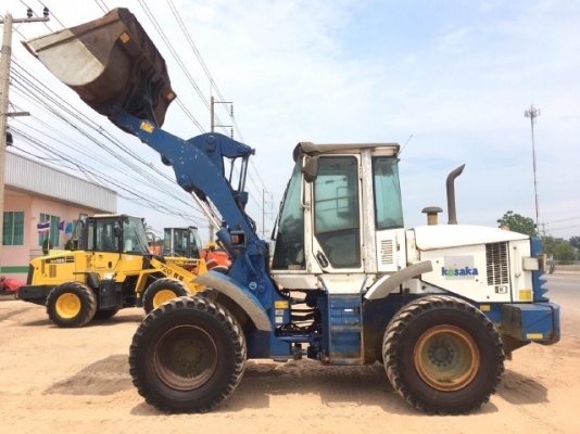 ขายรถตักล้อยาง HITACHI ZW140 ปี 2011 (ขนาดเท่า WA200) รถนอกนำเข้าจากญี่ปุ่น สภาพสวยพร้อมใช้ มีVDOการทำงานครับ ขายรถตักล้อยาง HITACHI ZW140 ปี 2011 (ขนาดเท่า WA200) รถนอกนำเข้าจากญี่ปุ่น สภาพสวยพร้อมใช้ มีVDOการทำงานครับ