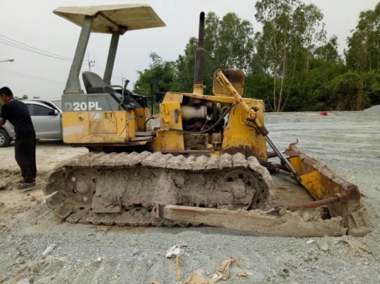 ขาย 145,000 บาท KOMATSU D20PL-7 เครื่องดี เกียร์ดี ตีนเป็ด โช่หนา สภาพพร้อมใช้  รถอยู่ จ.ชลบุรี โทร&amp;ไอดีไลน์ 0610710295