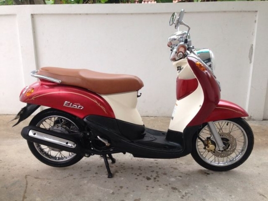 Yamaha Fino Premium Classic 115 ชุดหน้าโครมเมี่ยม รถสวย เครื่องดี