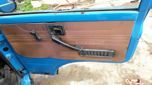 หัวเก๋ง ISUZU พร้อมกระบะมีหลังคา