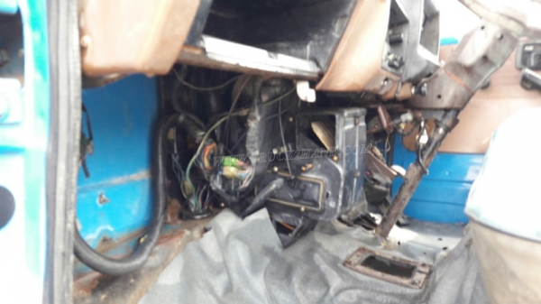 หัวเก๋ง ISUZU พร้อมกระบะมีหลังคา
