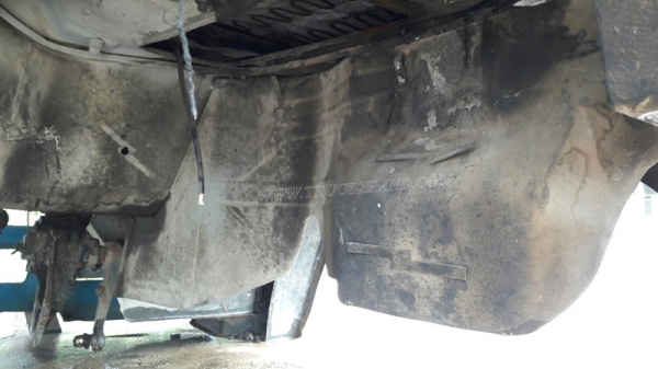 หัวเก๋ง ISUZU พร้อมกระบะมีหลังคา
