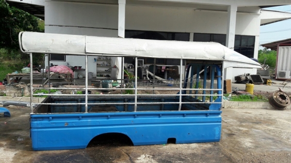 หัวเก๋ง ISUZU พร้อมกระบะมีหลังคา