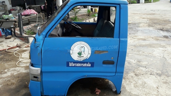 หัวเก๋ง ISUZU พร้อมกระบะมีหลังคา