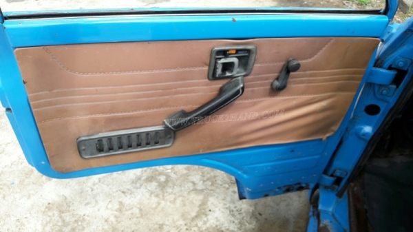 หัวเก๋ง ISUZU พร้อมกระบะมีหลังคา