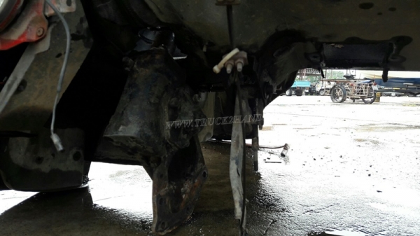หัวเก๋ง ISUZU พร้อมกระบะมีหลังคา