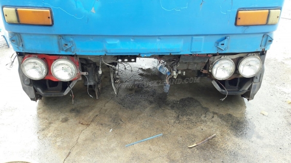 หัวเก๋ง ISUZU พร้อมกระบะมีหลังคา