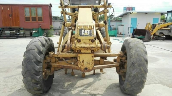 ขาย 1,980,000 รถเกรด CAT 140 G 72 V S/N 8522 เครื่องไดเร็ก เครื่องดี เกียร์แรง เล่มทะเบียน   รถอยู่ ระยอง  โทร&amp;ไอดีไลน์ 061071029