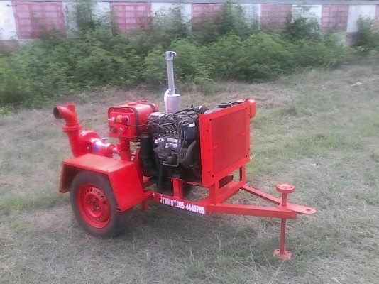 ปั้มน้ำเครื่องISUZU ดีเซล ติดตั้งปั้มขนาด 4 นิ้ว ปั้มใหม่ไม่เคยใช้งาน