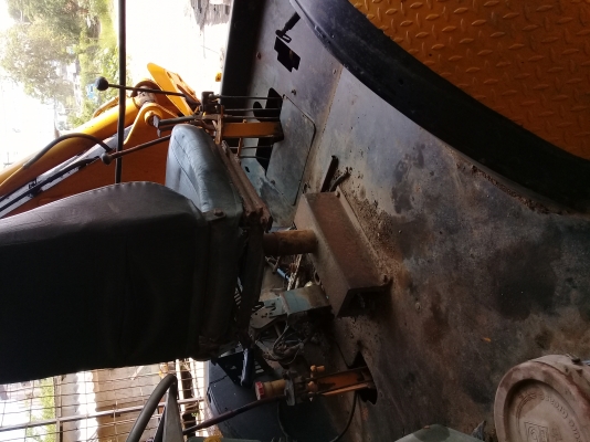 ตักหน้าขุดหลัง JCB3CX เพลาเดียว รถบ้านสภาพสวยพร้อมใช้งาน เครื่องดี ราคาต่อรองได้ สนใจติดต่อสอบถาม 08