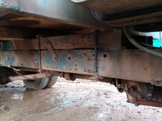 ุ6ล้อท้ายลาด ISUZU 85แรงม้า ตามสภาพ ยังใช้งานอยู่ เล่มพร้อมโอน ราคาต่อรองได้ 0872976734