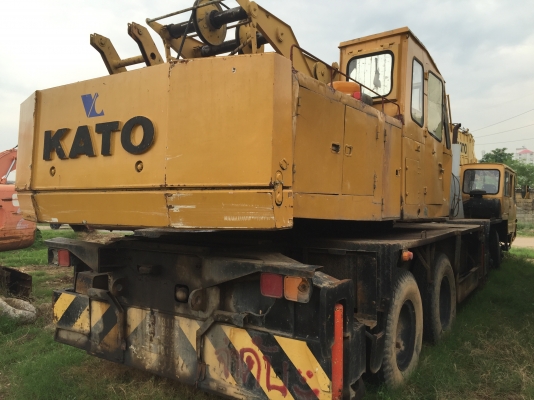 ขายรถเครน.12 ล้อ KATO 450B รถสวย พร้อมใช้ อุปกรณ์ครบ สะ  ภาพดี เอกสารเล่มทะเบียน ราคา  .3,000,000 สนใจลองรถได้ที่081 -3531946 ลาย ID 081-3531946 ต่อ.บางนา