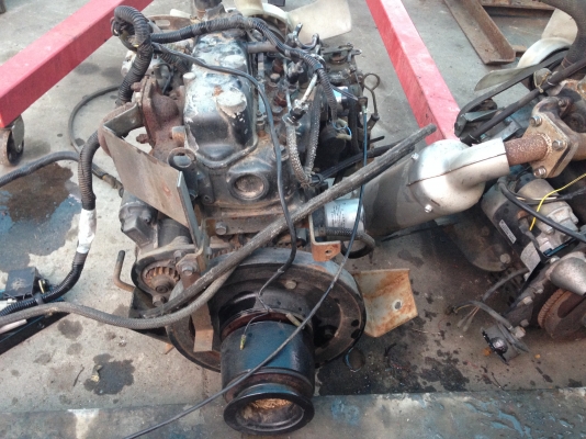 ขายเครื่องยนต์3สูบมิตซูL3A 15แรงเก่าญี่ปุ่น